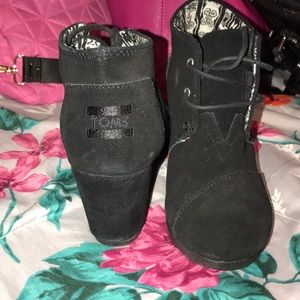 Toms booties